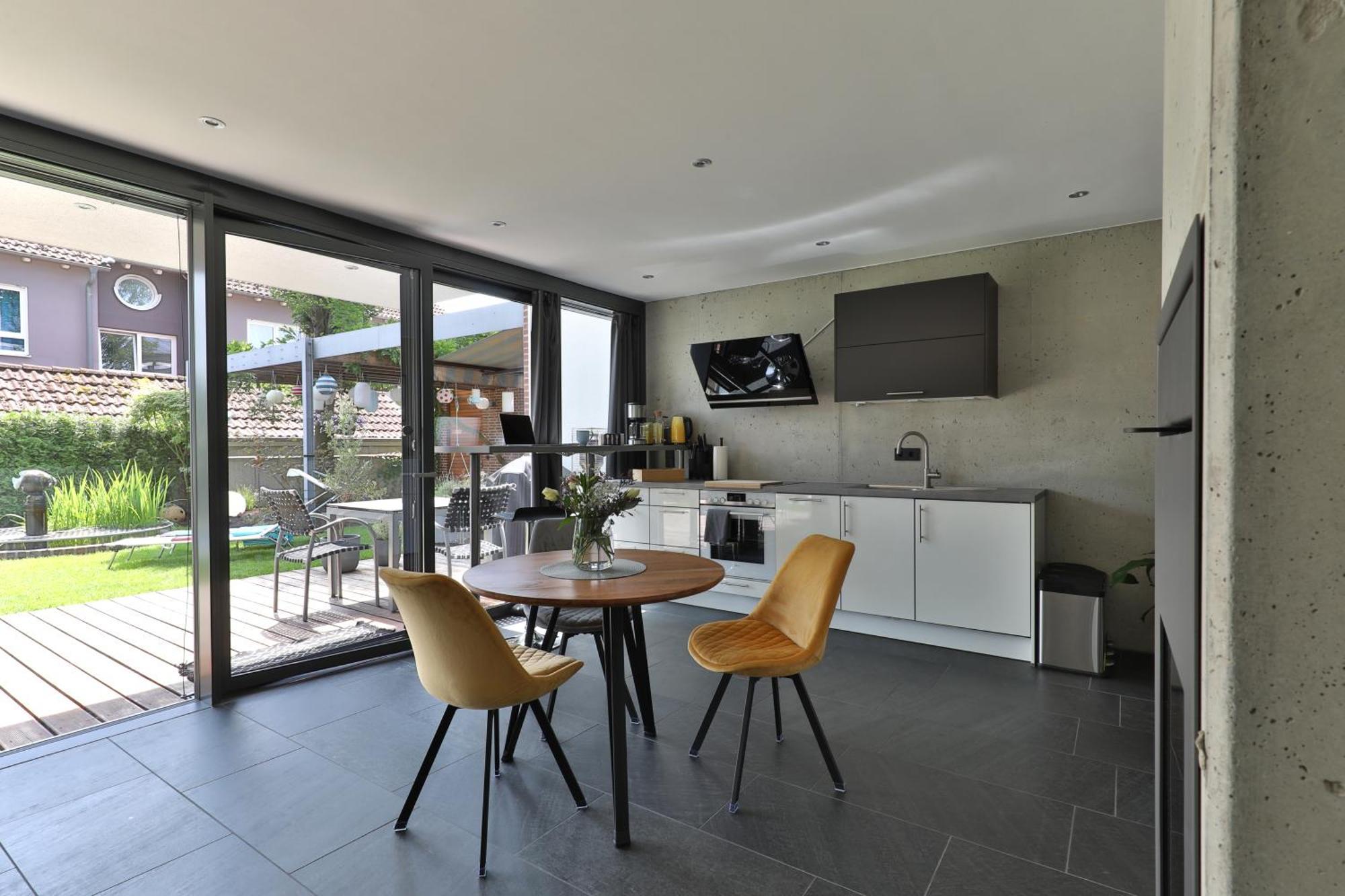 Modernes Studio-Apartment Герстхофен Екстериор снимка
