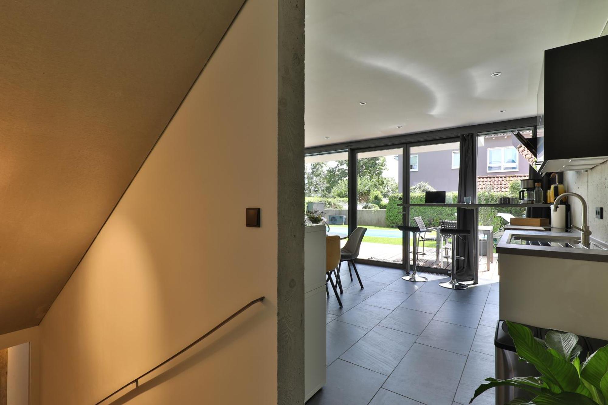 Modernes Studio-Apartment Герстхофен Екстериор снимка
