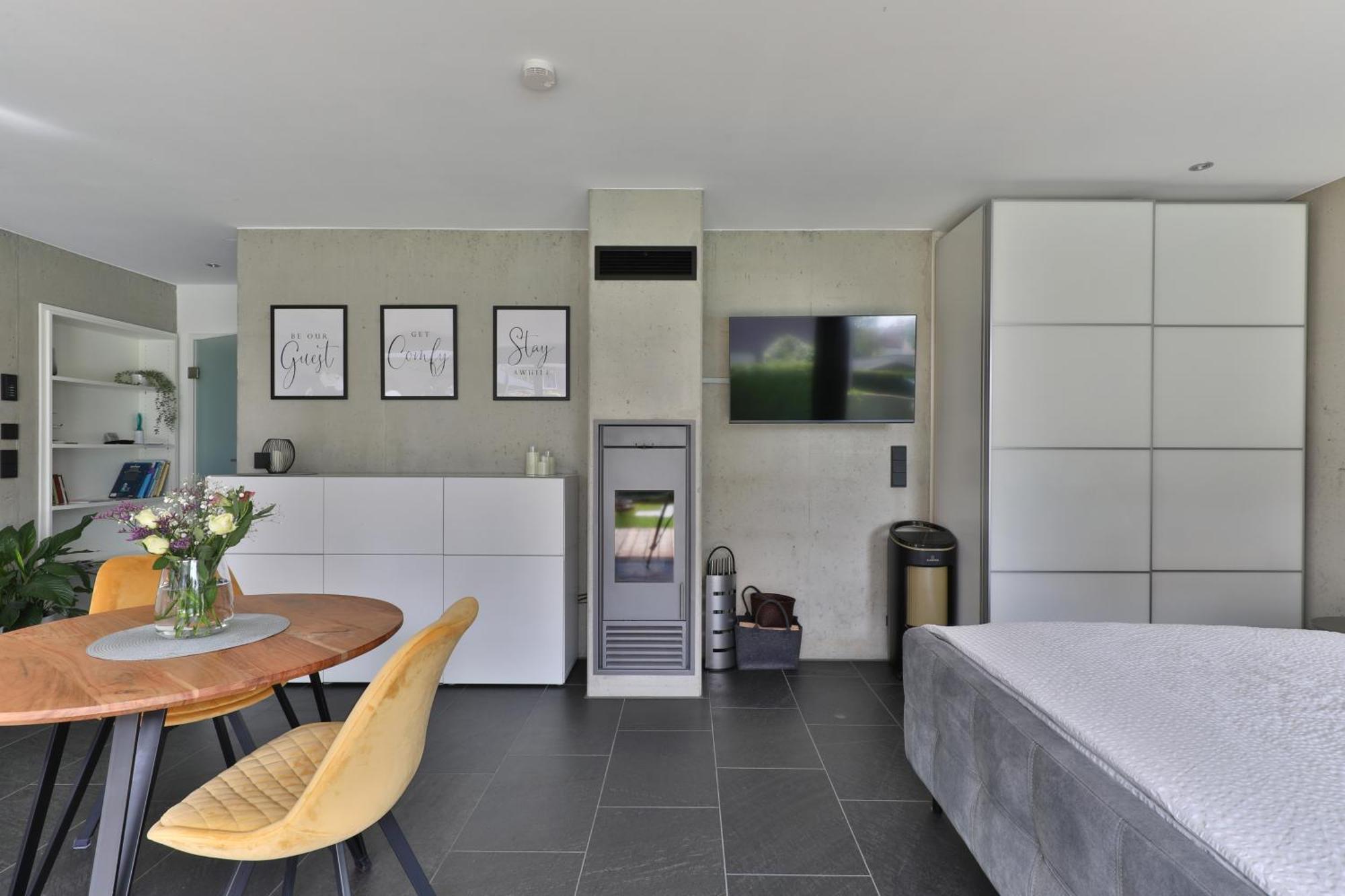 Modernes Studio-Apartment Герстхофен Екстериор снимка